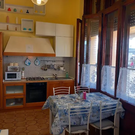 Villino Lungomare Viareggio